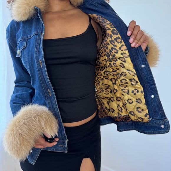 Vintage Italian Denim Jacket with Faux-Fur Collar & Cuffs (S) - Picture 4 of 12